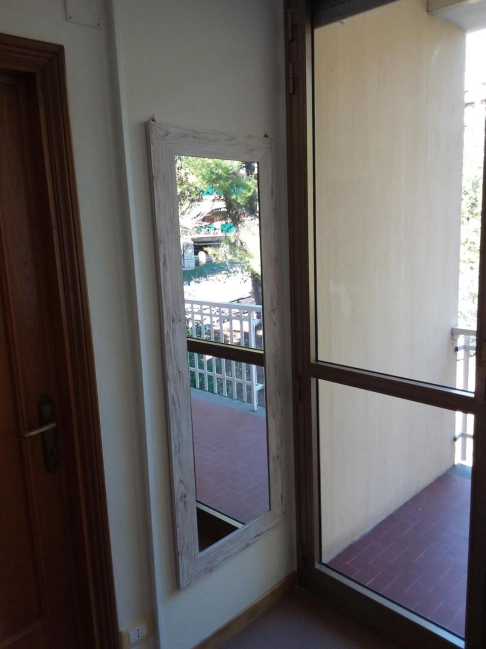 Albergo Nyers ペルージャ エクステリア 写真